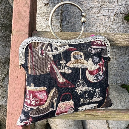 Vintage inspired online bags